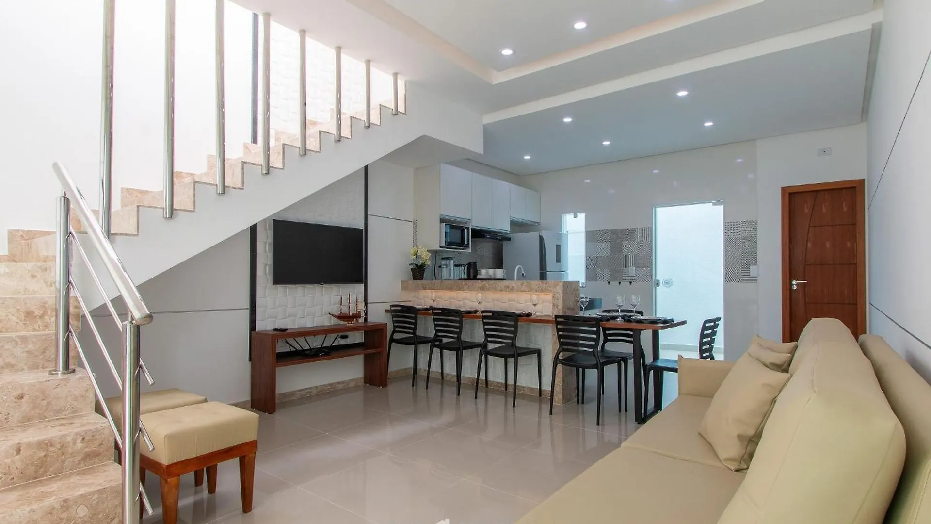 Duplex A 400M Da Praia De Taperapuan Edt0010 Porto Seguro 0*,  Brazília