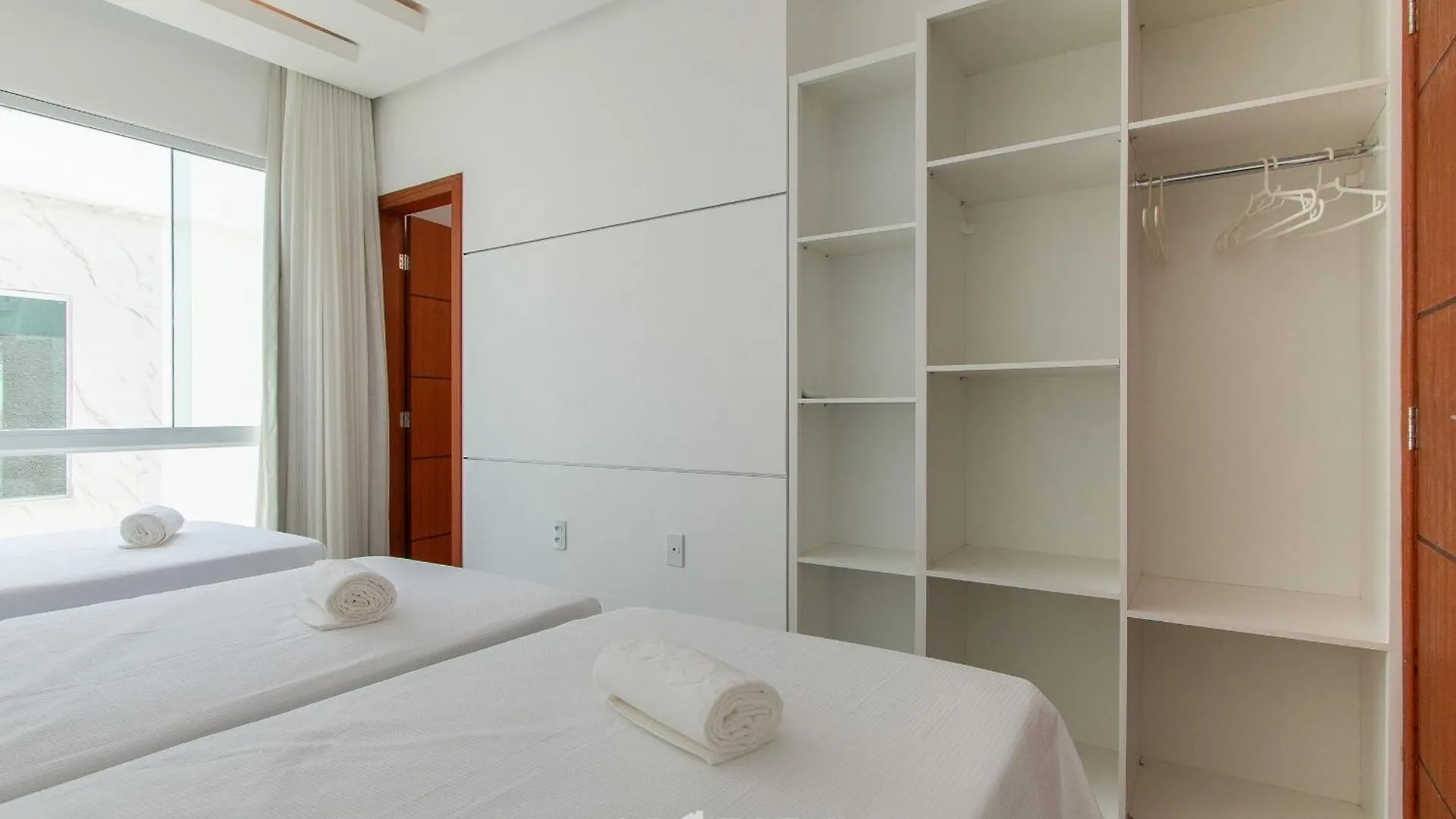 Duplex A 400M Da Praia De Taperapuan Edt0010 Porto Seguro